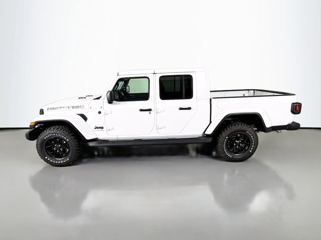 New 2025 Jeep Gladiator Sport image 4