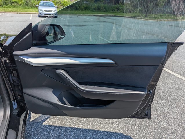 Used 2023 Tesla Model 3 Standard Range RWD image 24