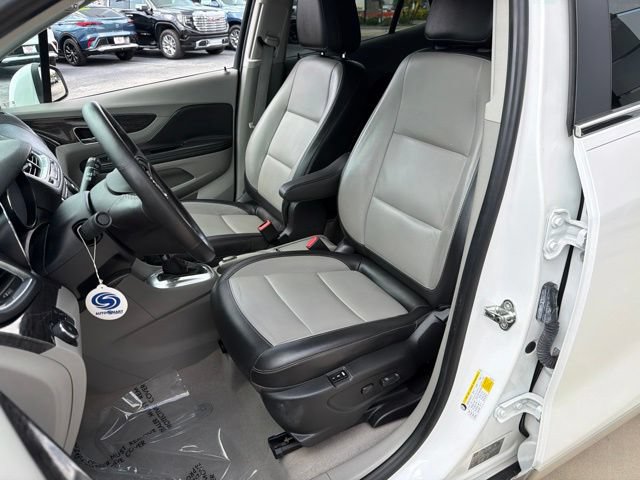 Used 2016 Buick Encore Leather FWD image 14