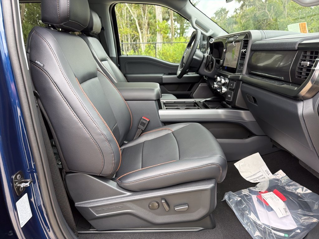 New 2027 Ford F250 Lariat w/ Black Appearance Package AWD/4WD image 28