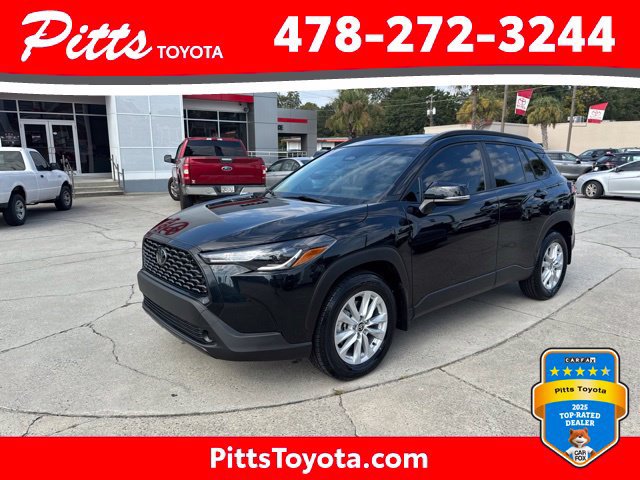 Certified 2024 Toyota Corolla Cross LE w/ Moonroof Package FWD image 1