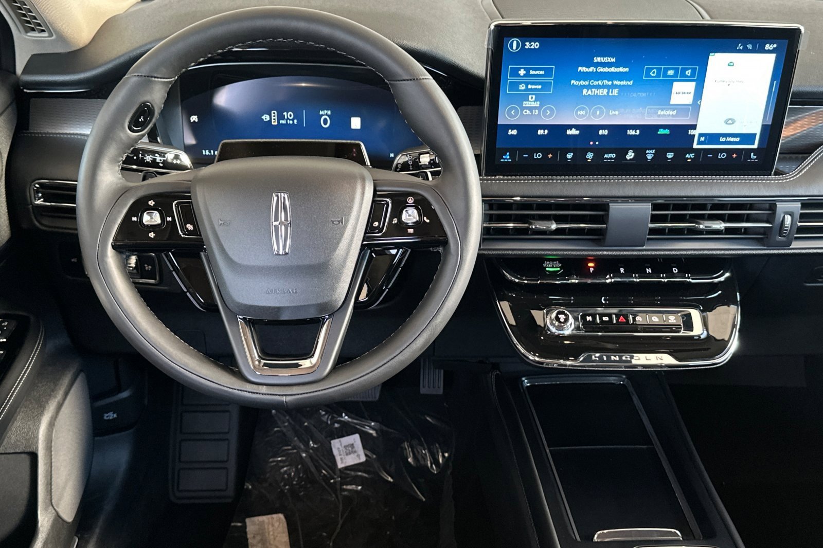 New 2025 Lincoln Corsair Reserve w/ Equipment Group 202A image 13