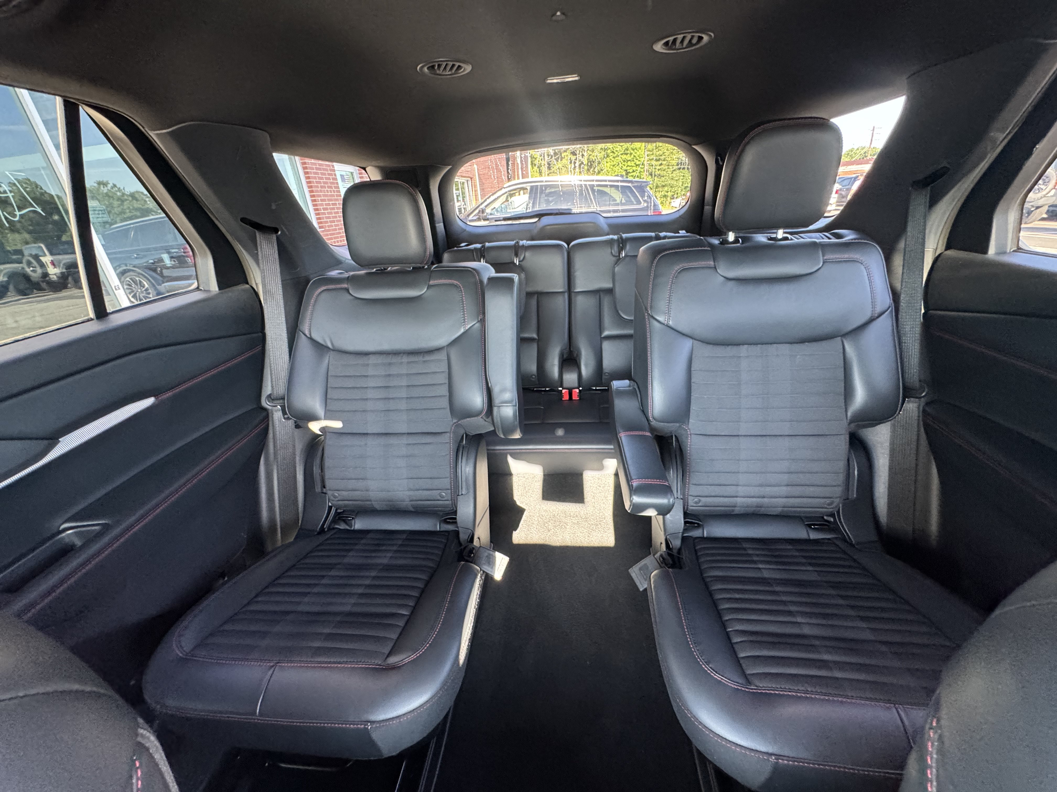 Used 2026 Ford Explorer ST-Line AWD/4WD image 11