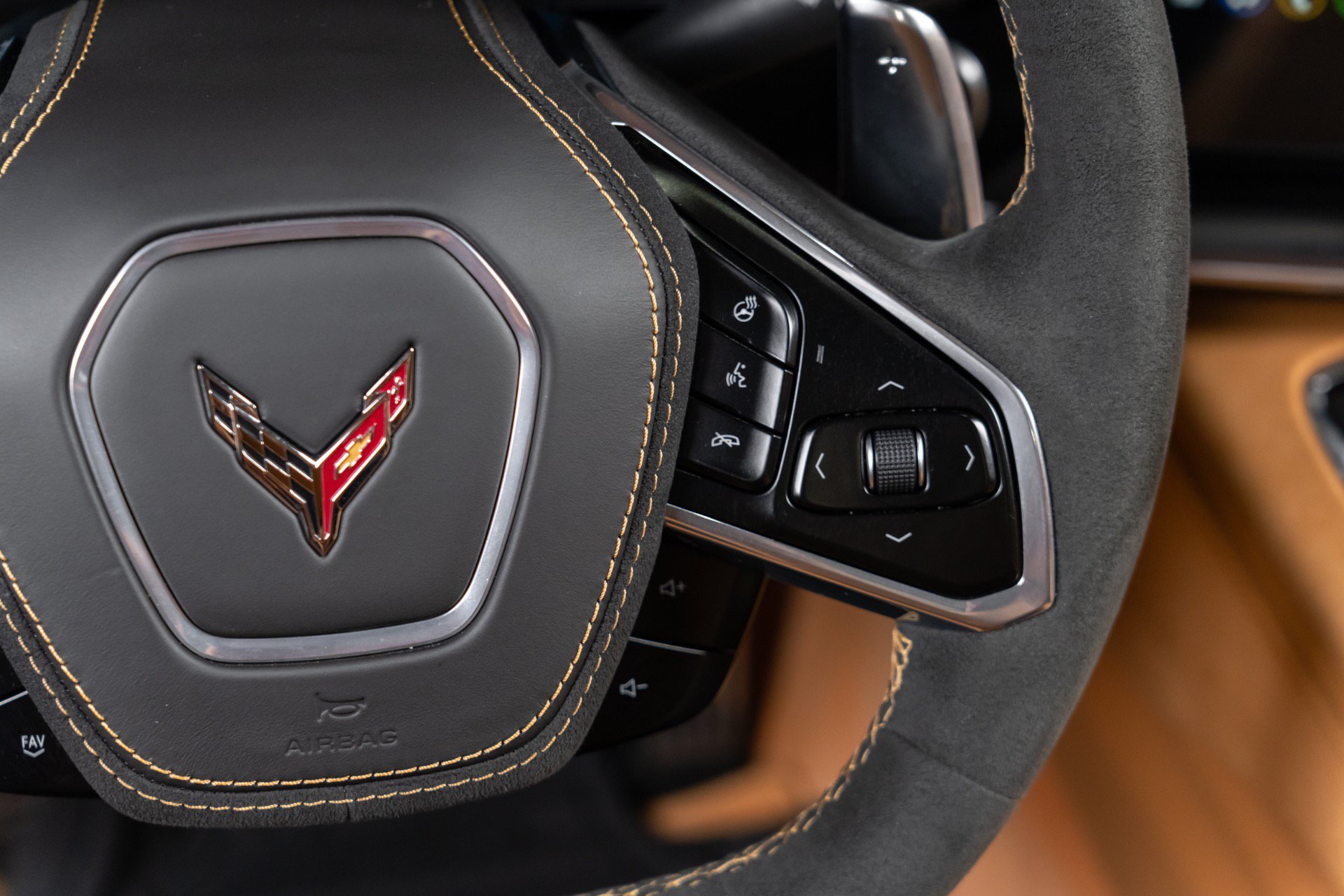 Used 2023 Chevrolet Corvette Stingray Premium Conv w/ Z51 Performance Package RWD image 41