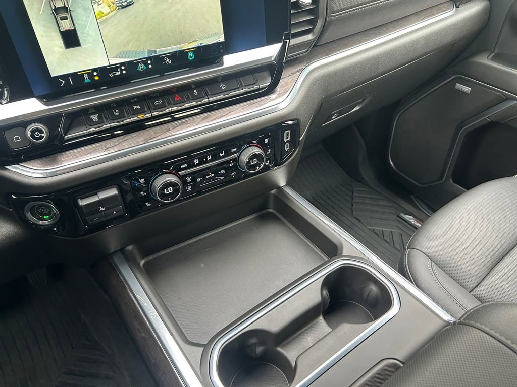 Used 2024 Chevrolet Silverado 2500 LTZ w/ LTZ Plus Package image 20