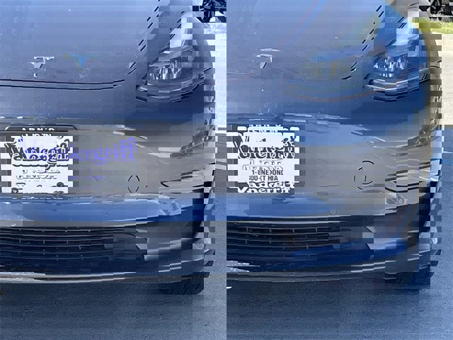 Used 2022 Tesla Model 3 Standard Range image 7