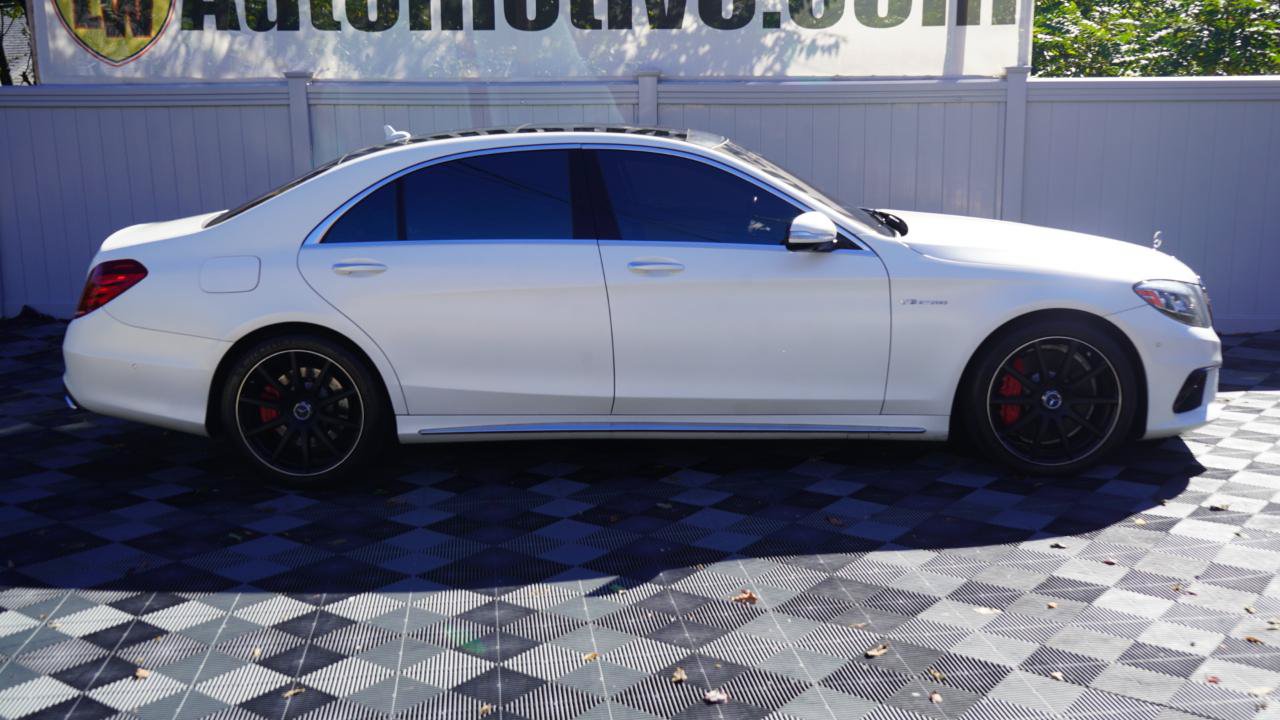 Used 2015 Mercedes-Benz S 63 AMG 4MATIC Sedan image 2