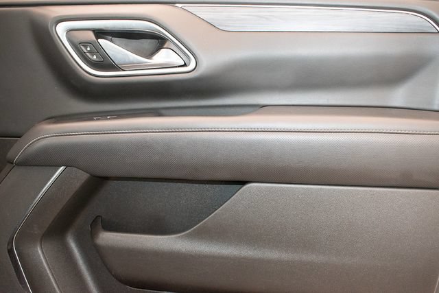 Used 2021 GMC Yukon XL SLT w/ SLT Luxury Plus Package RWD image 11