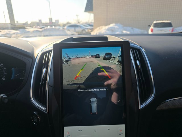 Certified 2022 Ford Edge Titanium w/ Equipment Group 301A image 19