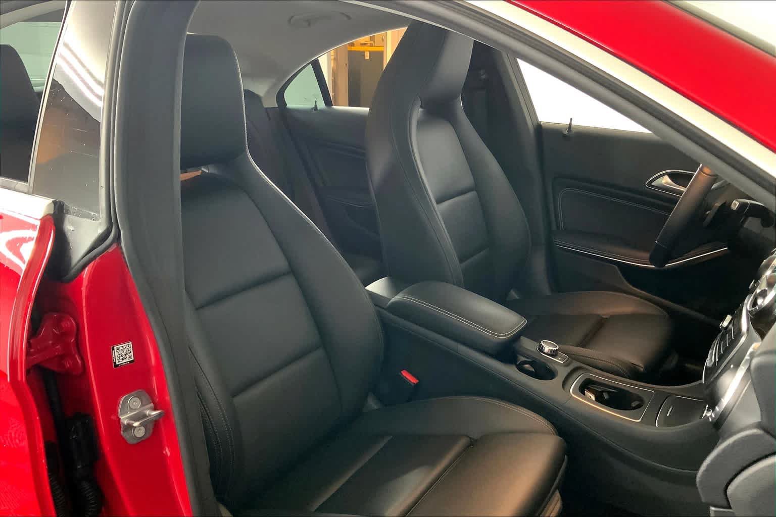 Used 2019 Mercedes-Benz CLA 250 4MATIC image 8