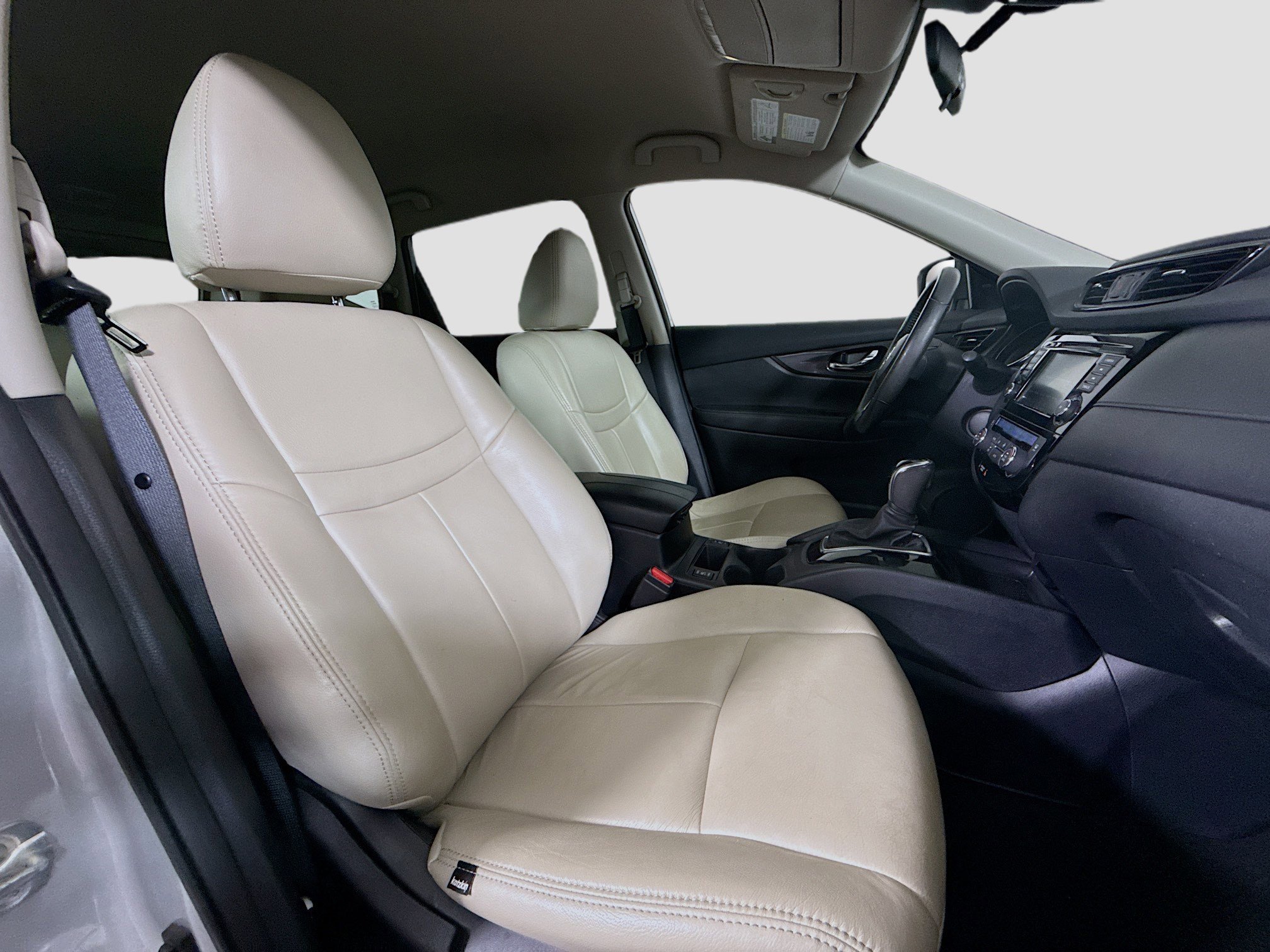 Used 2019 Nissan Rogue SV image 29