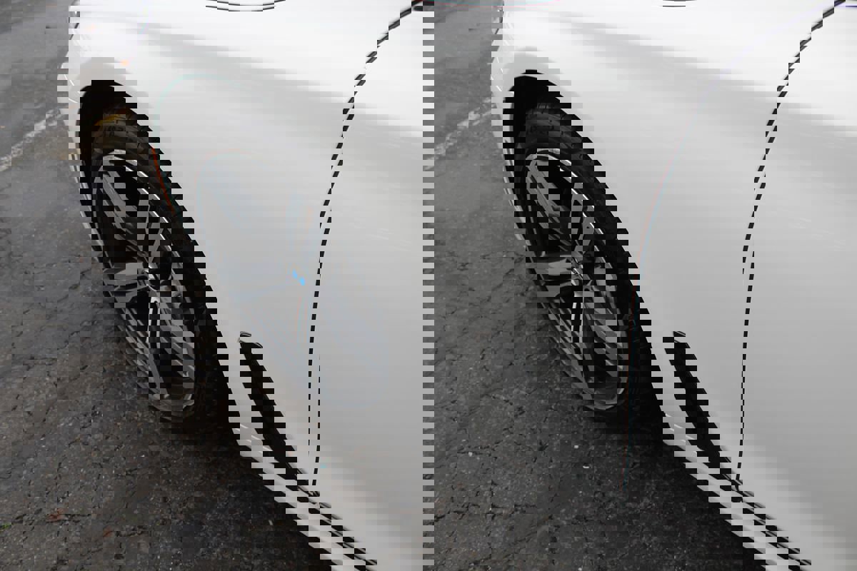 Used 2018 BMW 740i image 13