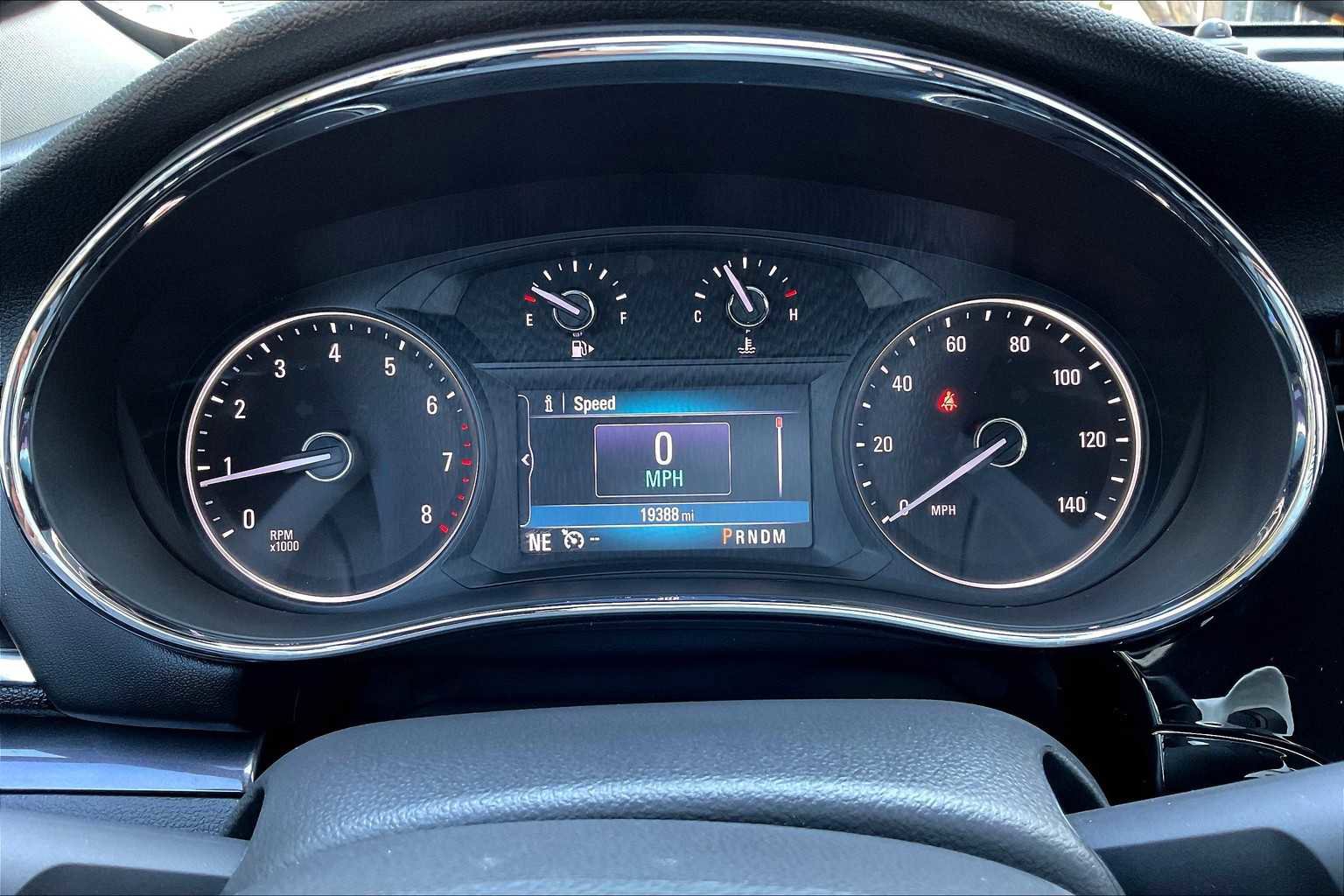 Used 2022 Buick Encore Preferred w/ Safety Package image 21