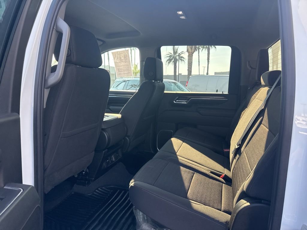 Used 2024 Chevrolet Silverado 3500 LT w/ Convenience Package image 13