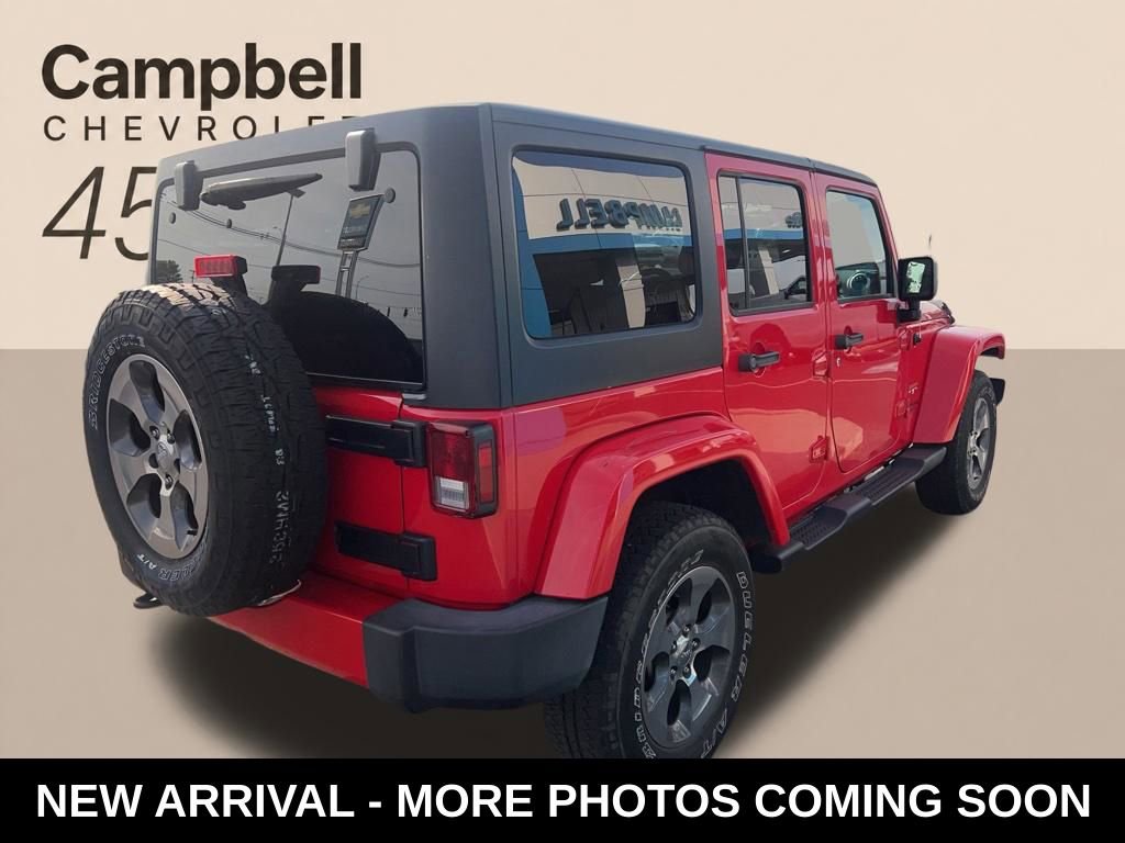 Used 2018 Jeep Wrangler Unlimited Sahara w/ Connectivity Group AWD/4WD image 5