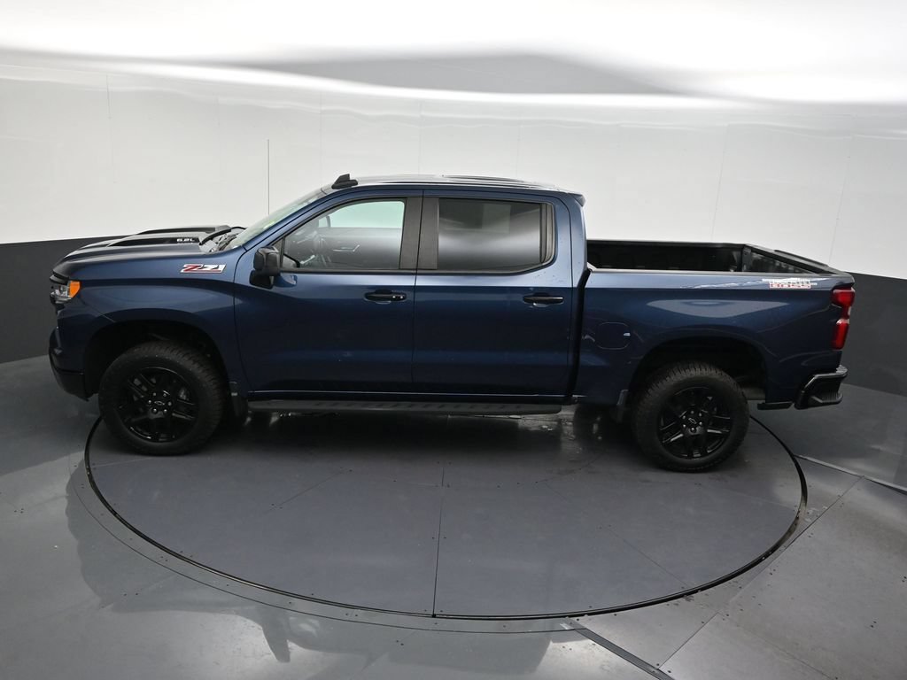 Used 2022 Chevrolet Silverado 1500 LT Trail Boss AWD/4WD image 16