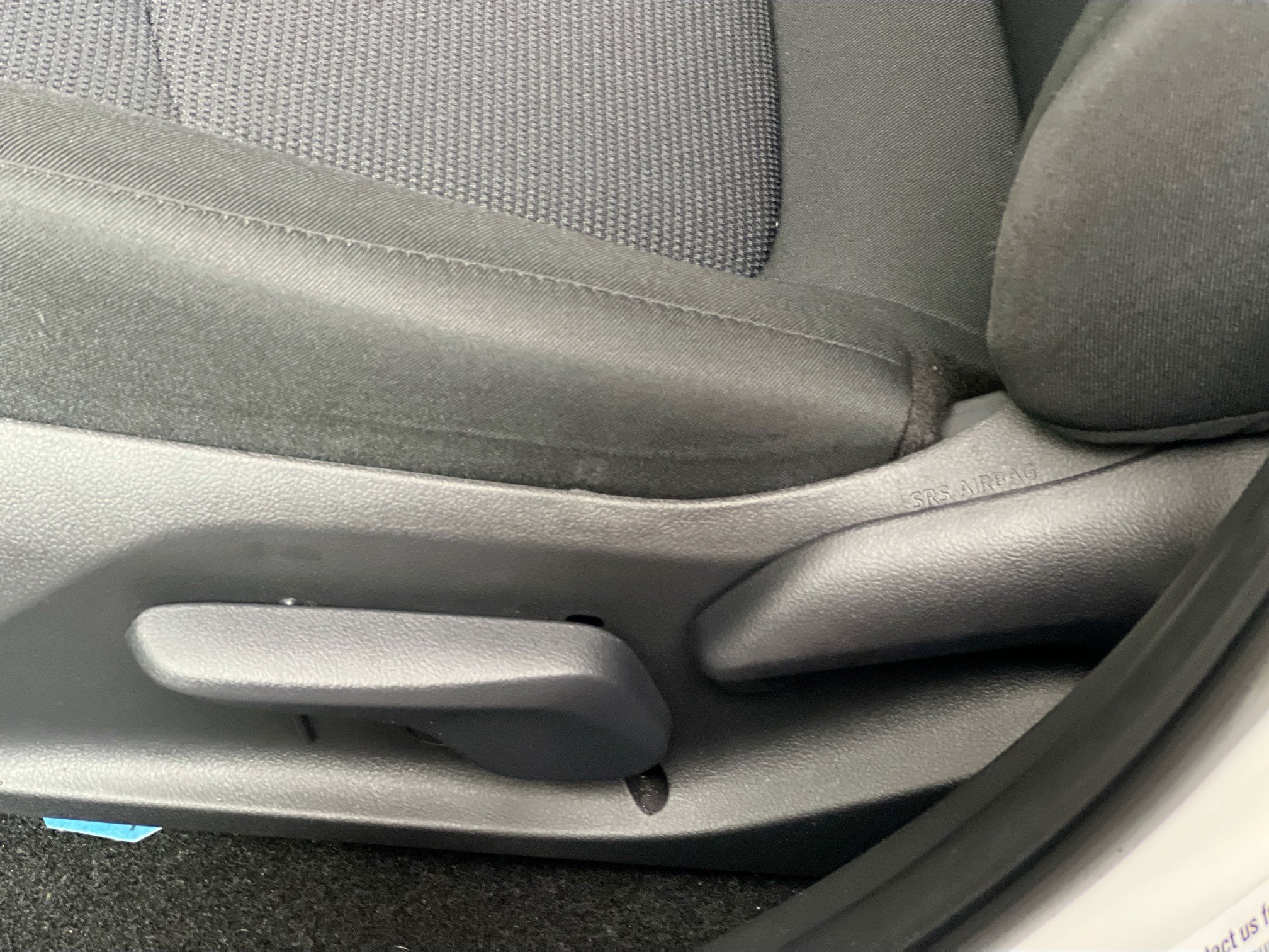 Used 2025 Toyota RAV4 LE FWD image 15