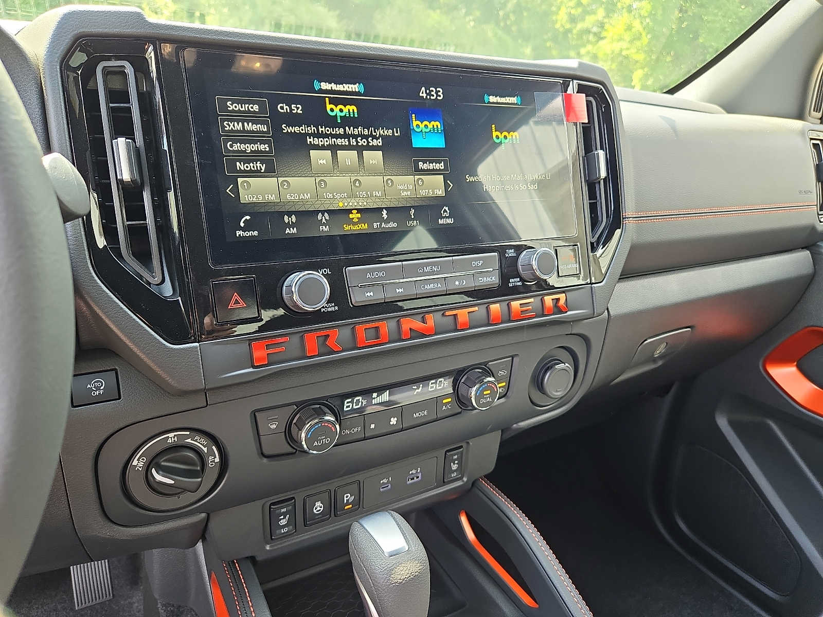 New 2026 Nissan Frontier PRO-4X w/ Tow Package AWD/4WD image 12