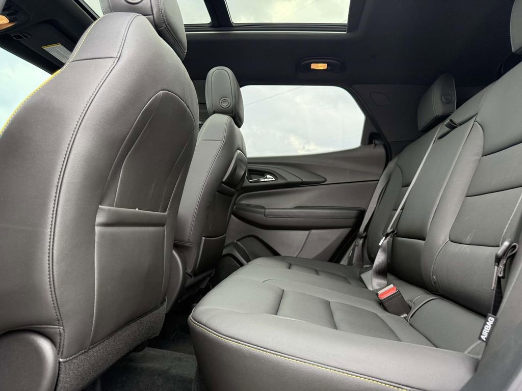 Used 2025 Chevrolet TrailBlazer ACTIV w/ Convenience Package image 25
