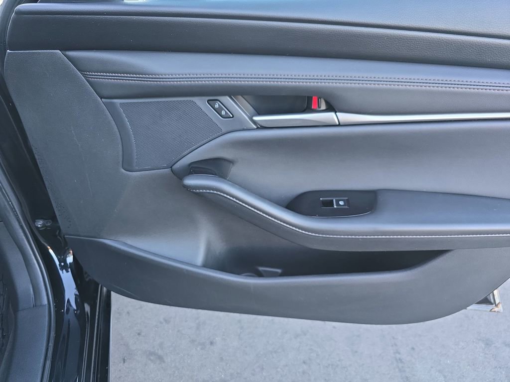 Used 2024 MAZDA MAZDA3 s image 17