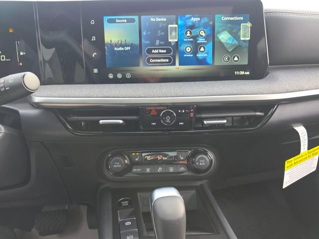 New 2026 Nissan Kicks SV image 12