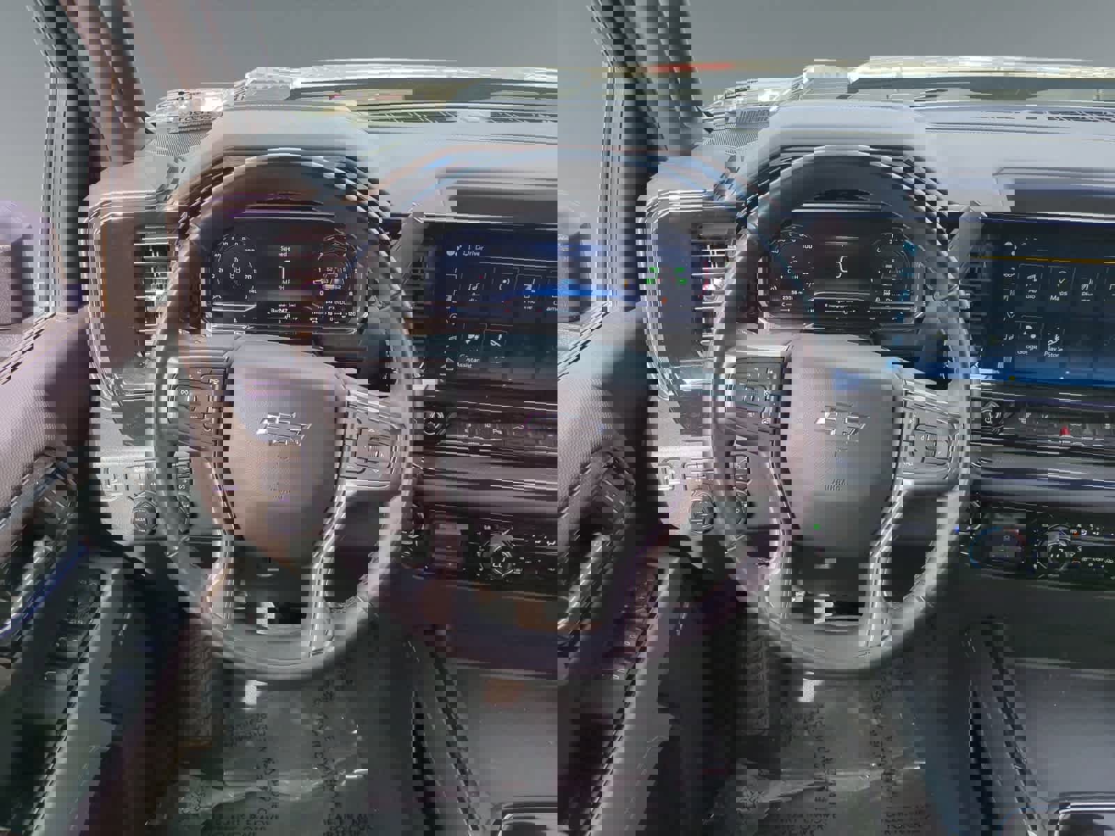 Used 2024 Chevrolet Silverado 2500 ZR2 image 12