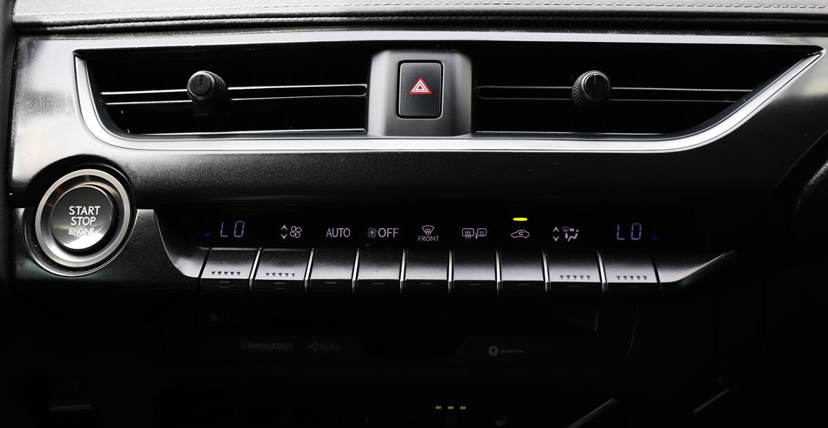 Used 2019 Lexus UX 200 w/ Premium Package FWD image 46
