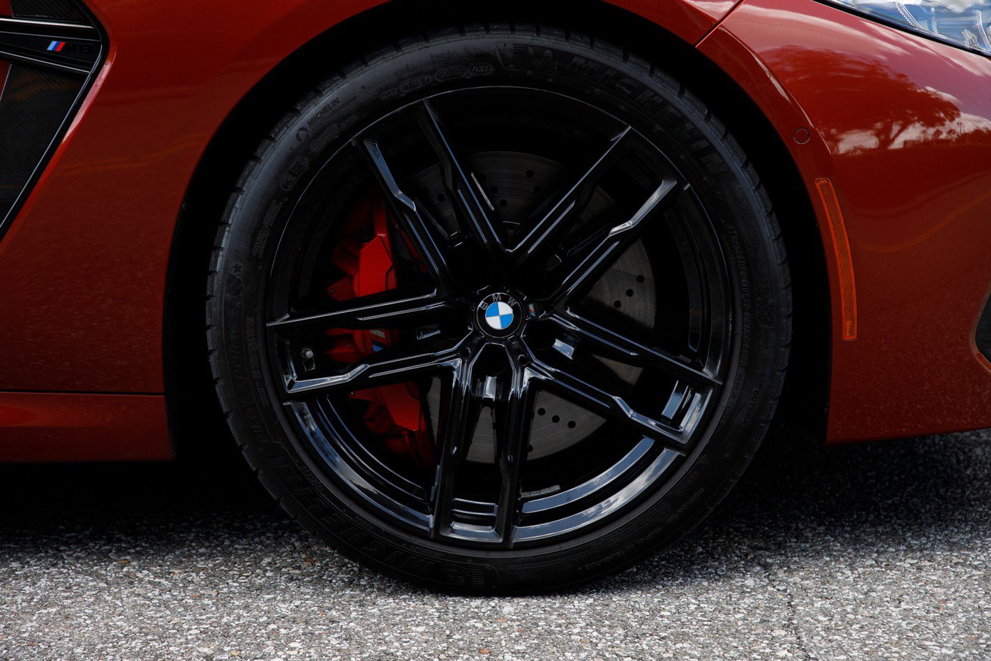 Used 2022 BMW M8 Competition w/ M Carbon Exterior Package image 11