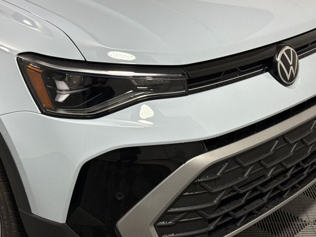 New 2026 Volkswagen Taos SE AWD/4WD image 12
