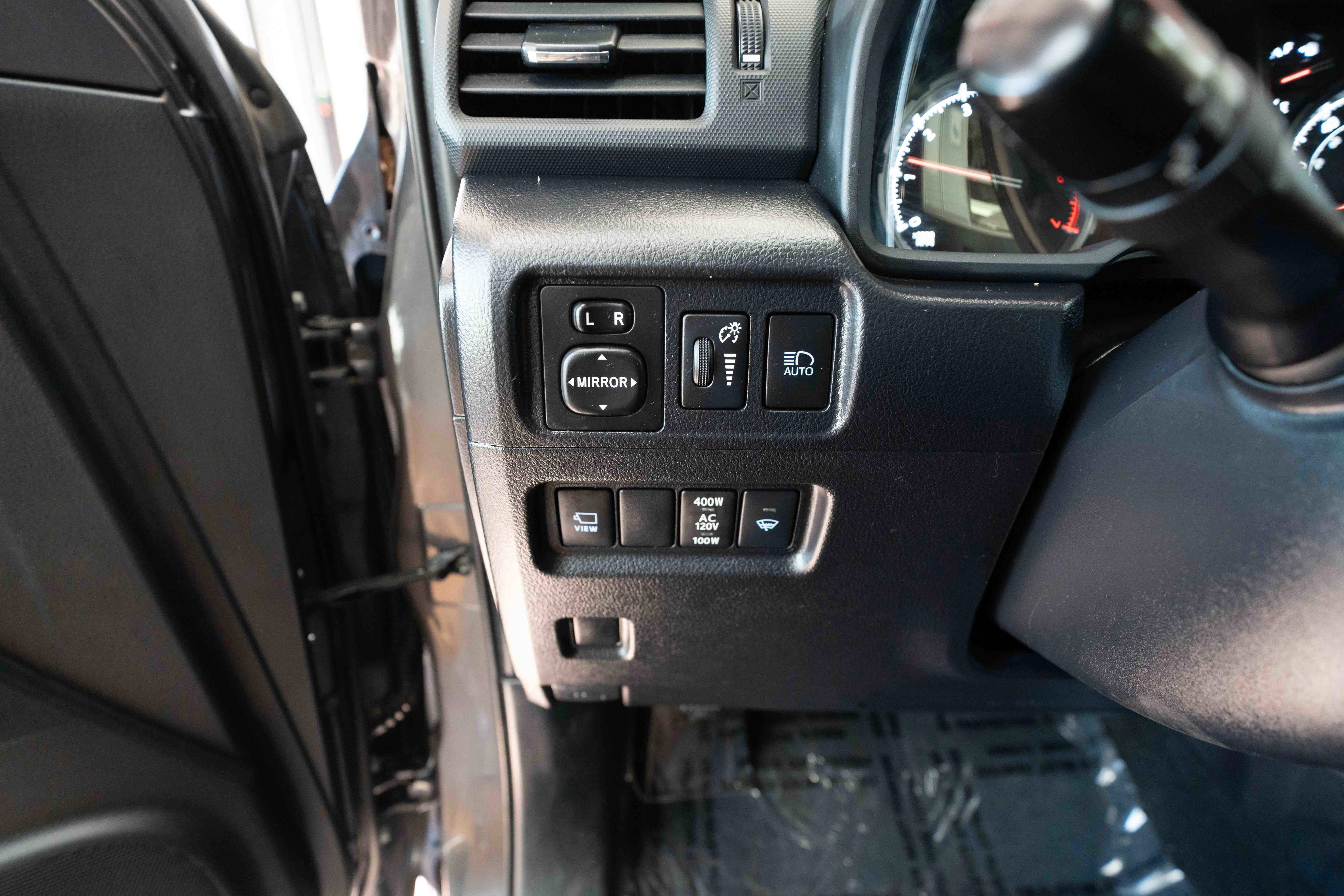 Used 2023 Toyota 4Runner Limited image 11