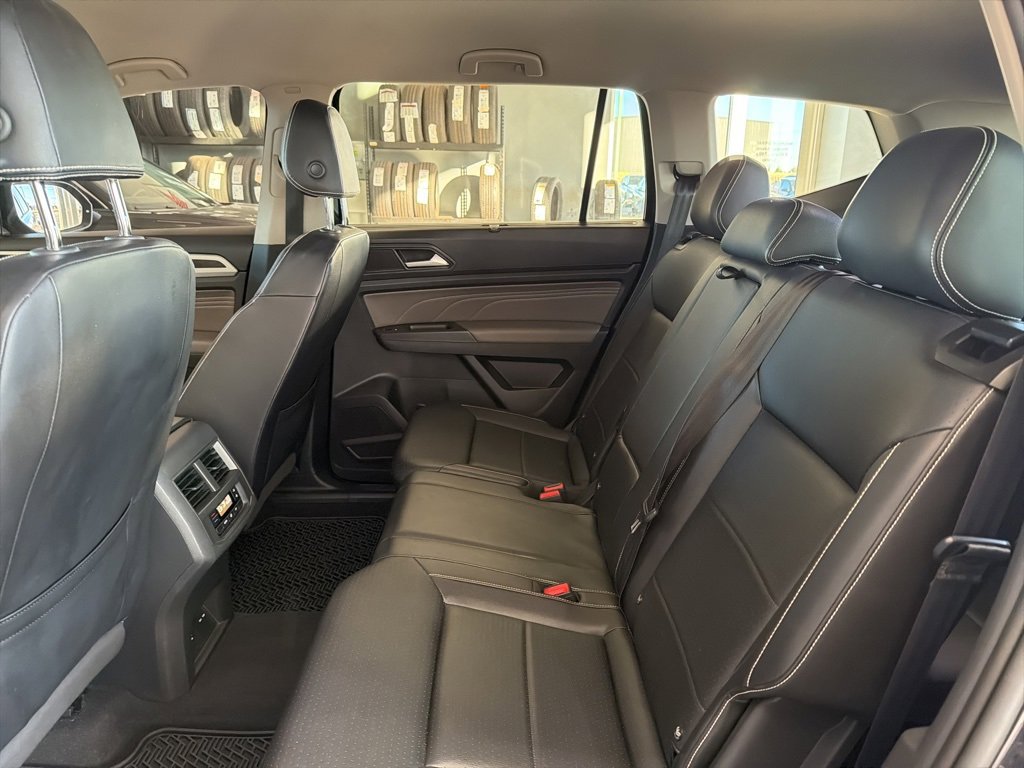 Used 2022 Volkswagen Atlas SE image 19