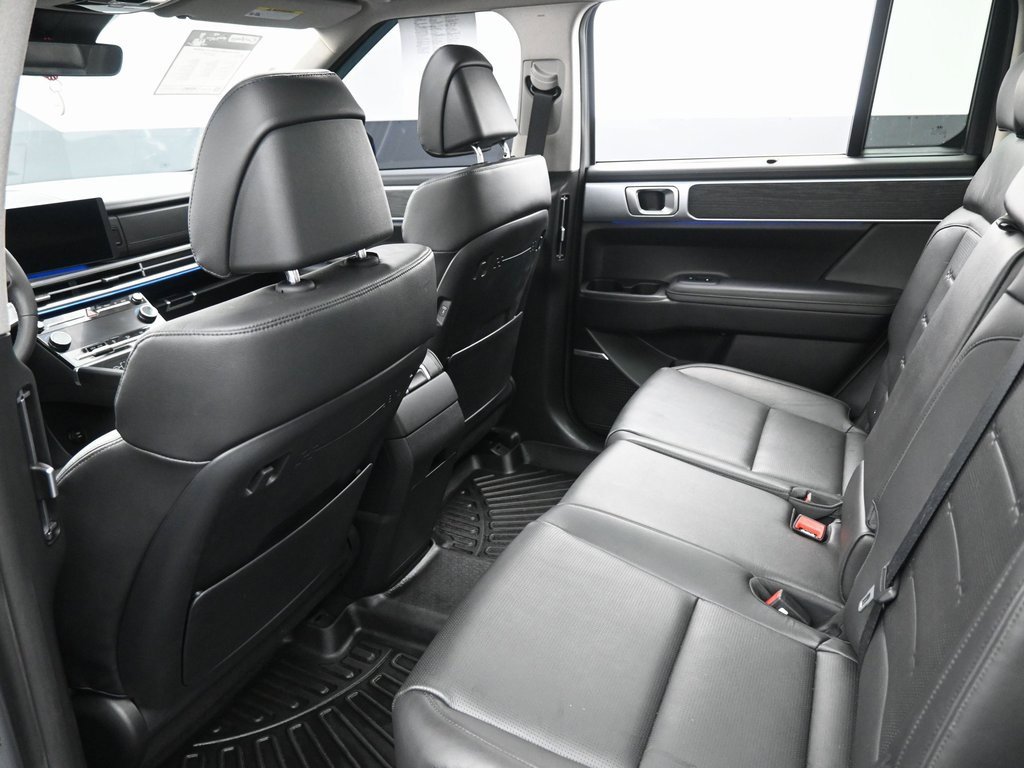 Used 2024 Hyundai Santa Fe Limited image 34