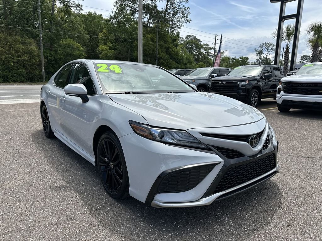 Used 2024 Toyota Camry XSE FWD image 10