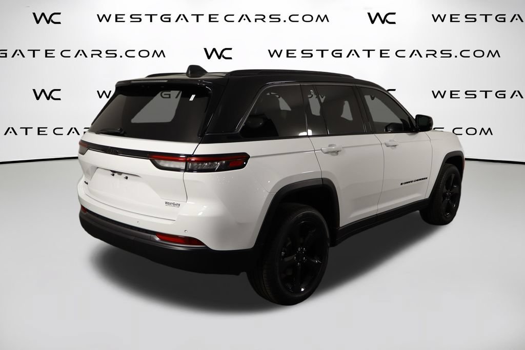 Used 2026 Jeep Grand Cherokee Limited w/ Limited Altitude Package AWD/4WD image 43