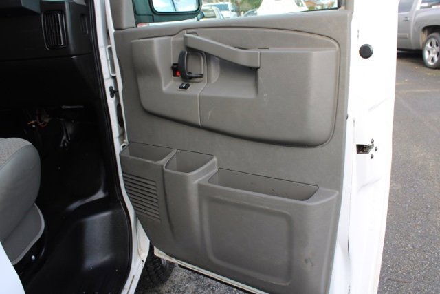 Used 2021 Chevrolet Express 3500 w/ Power Convenience Package image 21