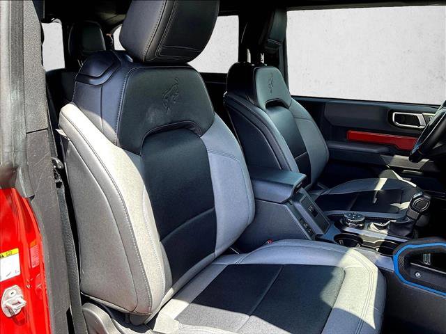Used 2023 Ford Bronco Black Diamond w/ Sasquatch Package image 9