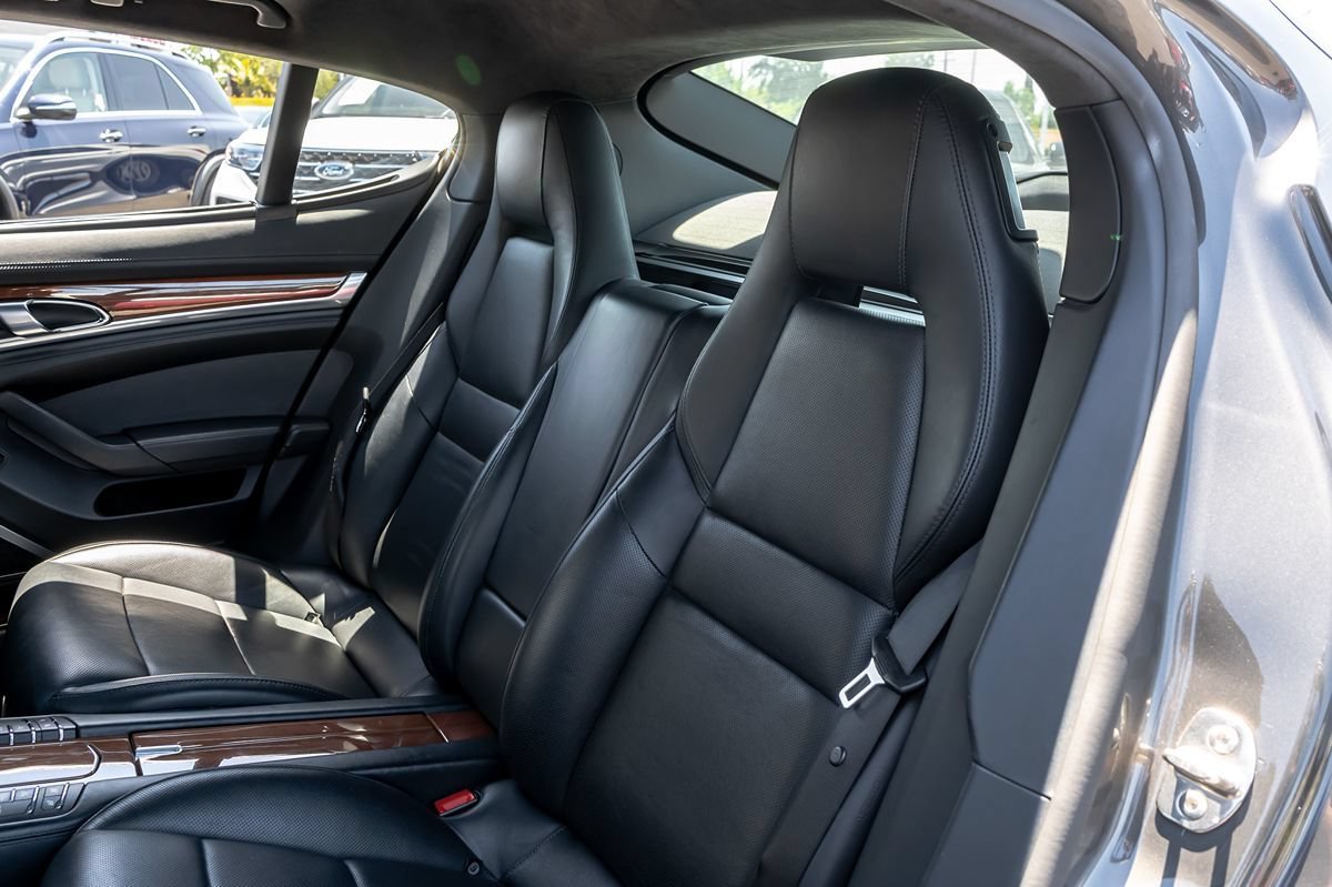 Used 2016 Porsche Panamera GTS AWD/4WD image 13