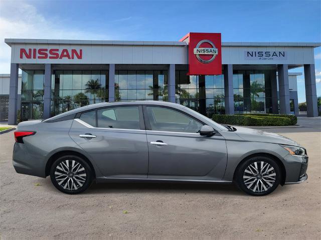 Certified 2023 Nissan Altima 2.5 SV image 3