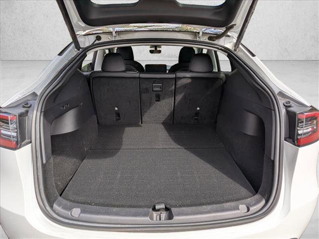 Used 2021 Tesla Model Y Long Range image 6