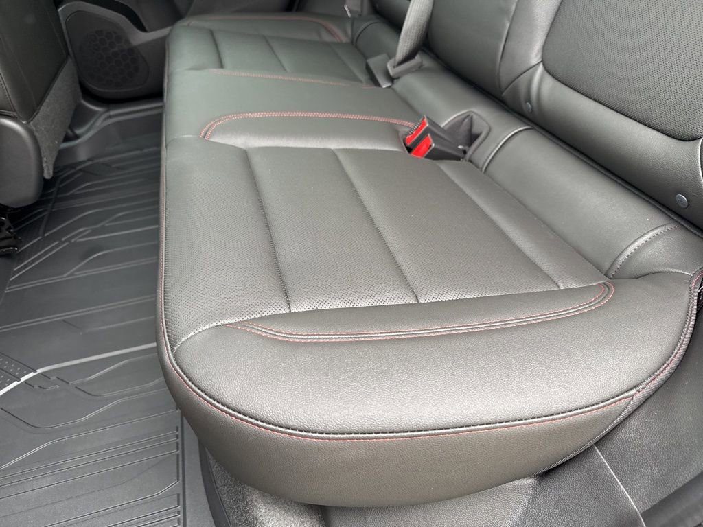 New 2026 Chevrolet Trax RS w/ Sunroof Package image 19