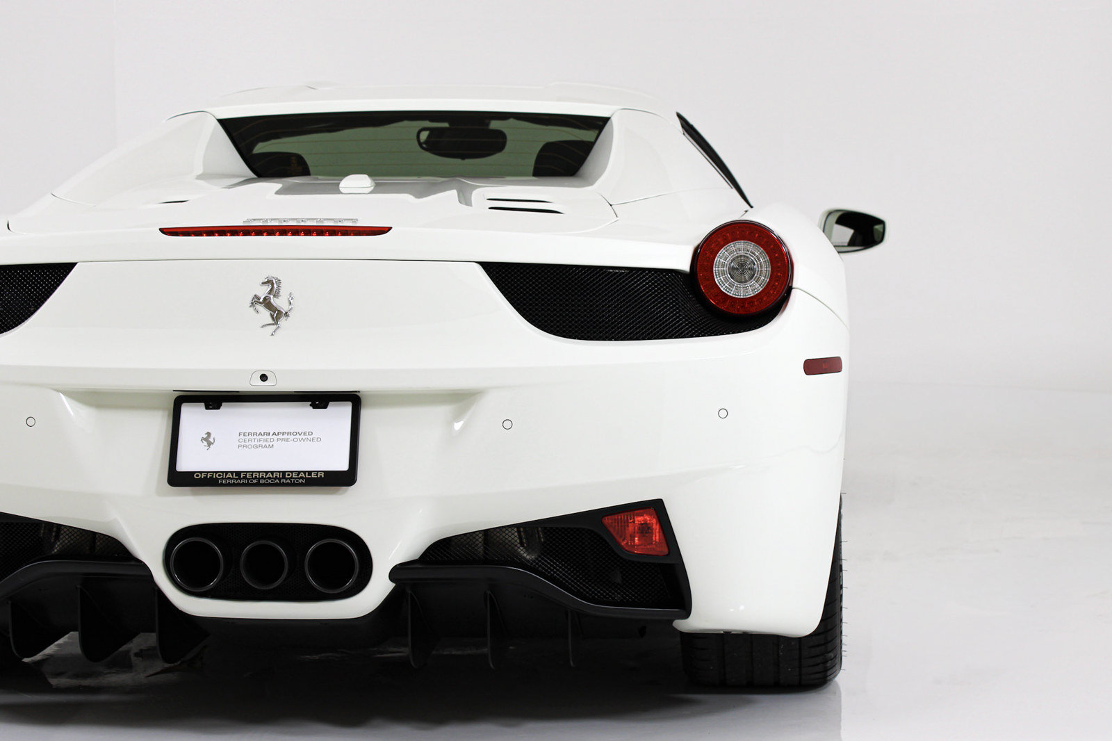 Used 2015 Ferrari 458 Spider RWD image 27