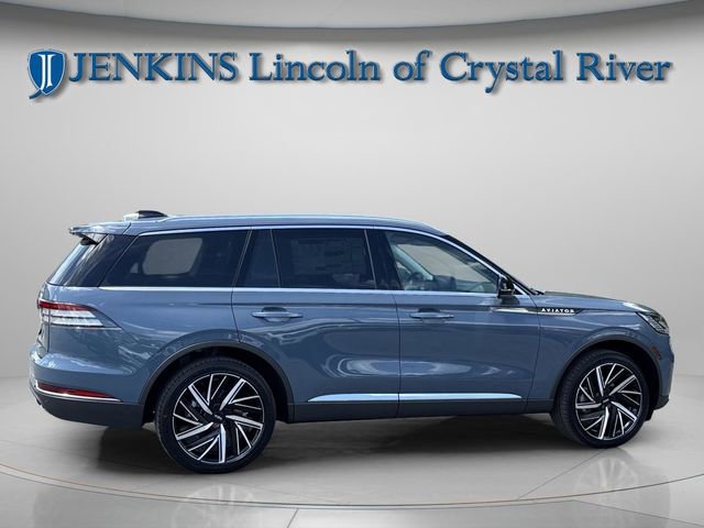 New 2026 Lincoln Aviator Reserve image 7
