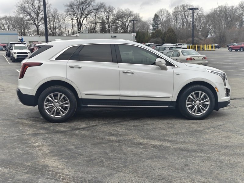 Used 2022 Cadillac XT5 Premium Luxury w/ Technology Package image 4