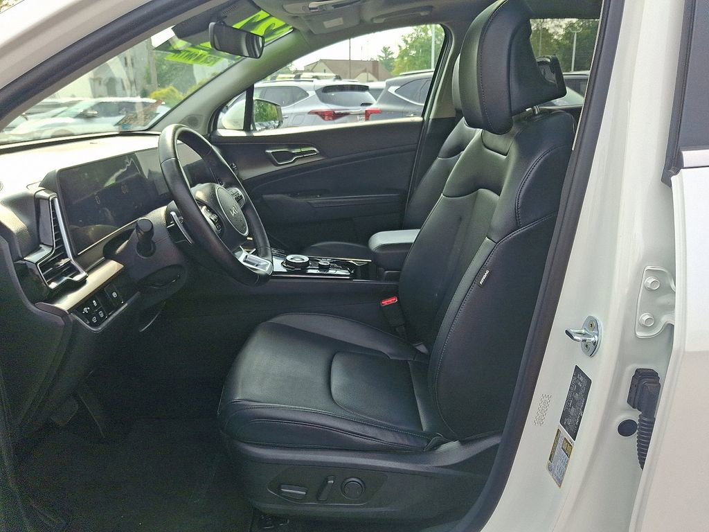 Used 2023 Kia Sportage EX w/ EX Premium Package image 14