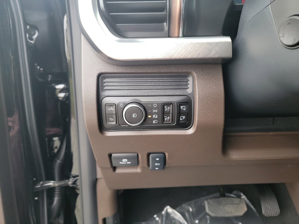 New 2026 Ford F350 King Ranch w/ Tremor Off-Road Package image 19