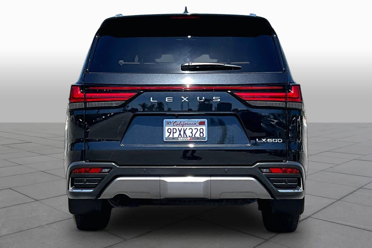 Certified 2024 Lexus LX 600 4WD w/ Luxury Package image 4