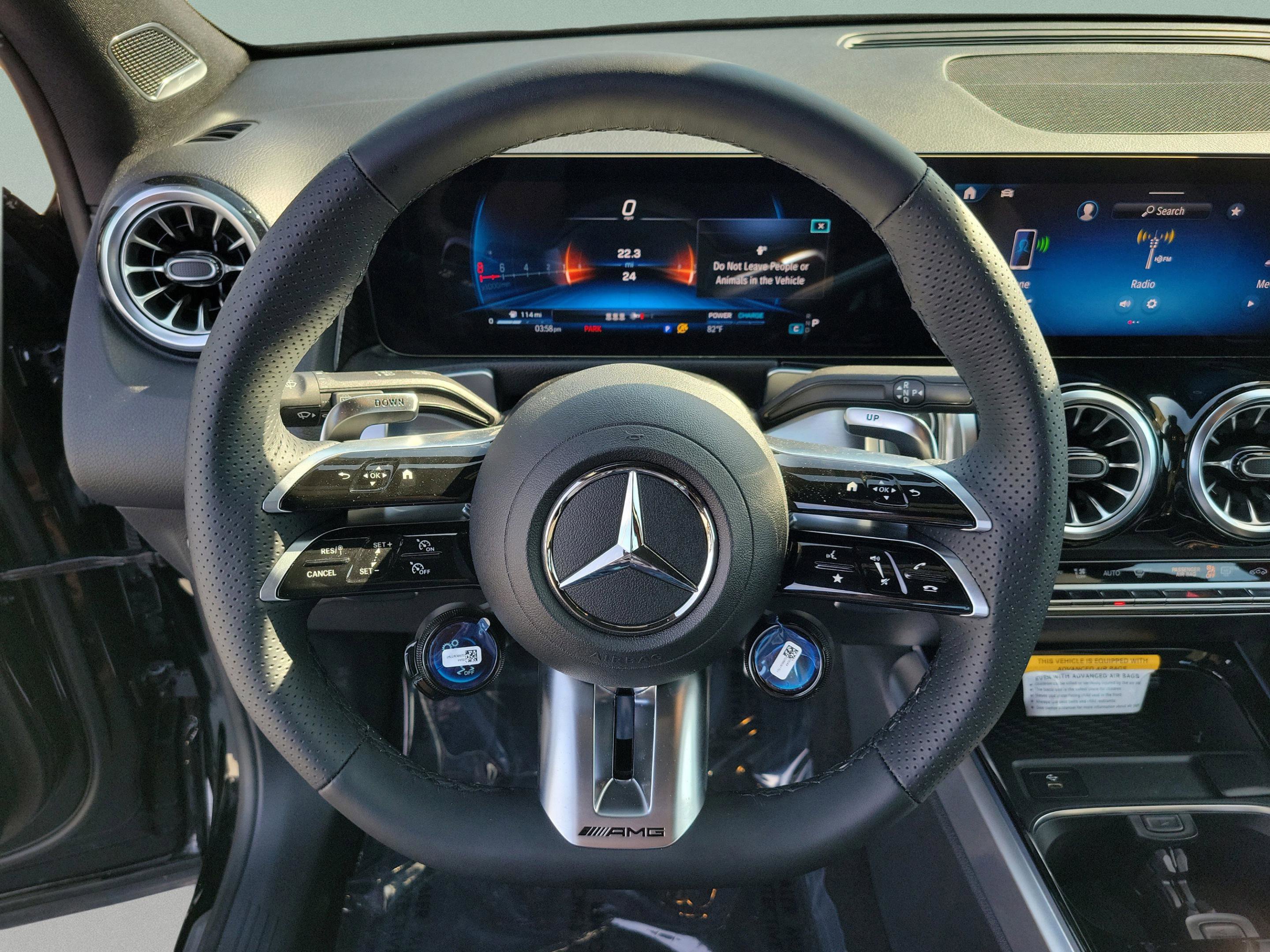 New 2025 Mercedes-Benz GLB 35 AMG 4MATIC image 17