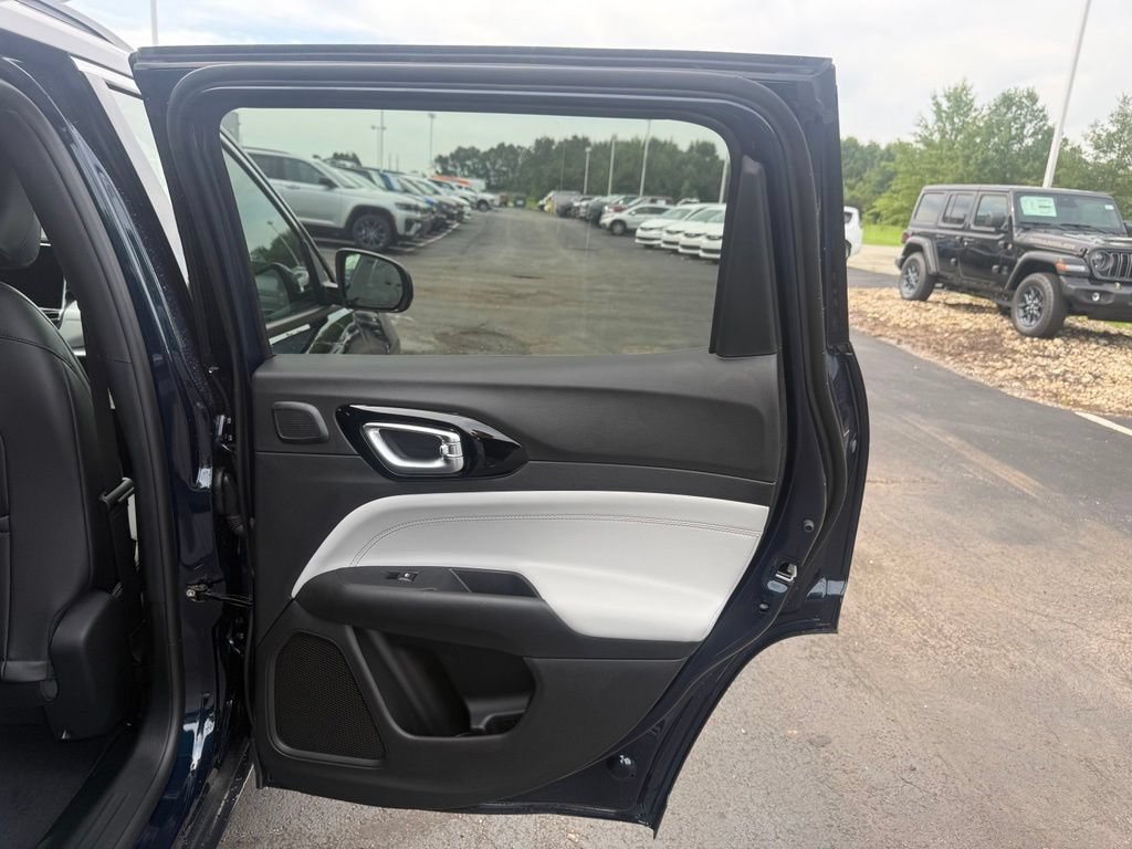 New 2026 Jeep Compass Limited w/ Sun, Sound & Navigation Group AWD/4WD image 47