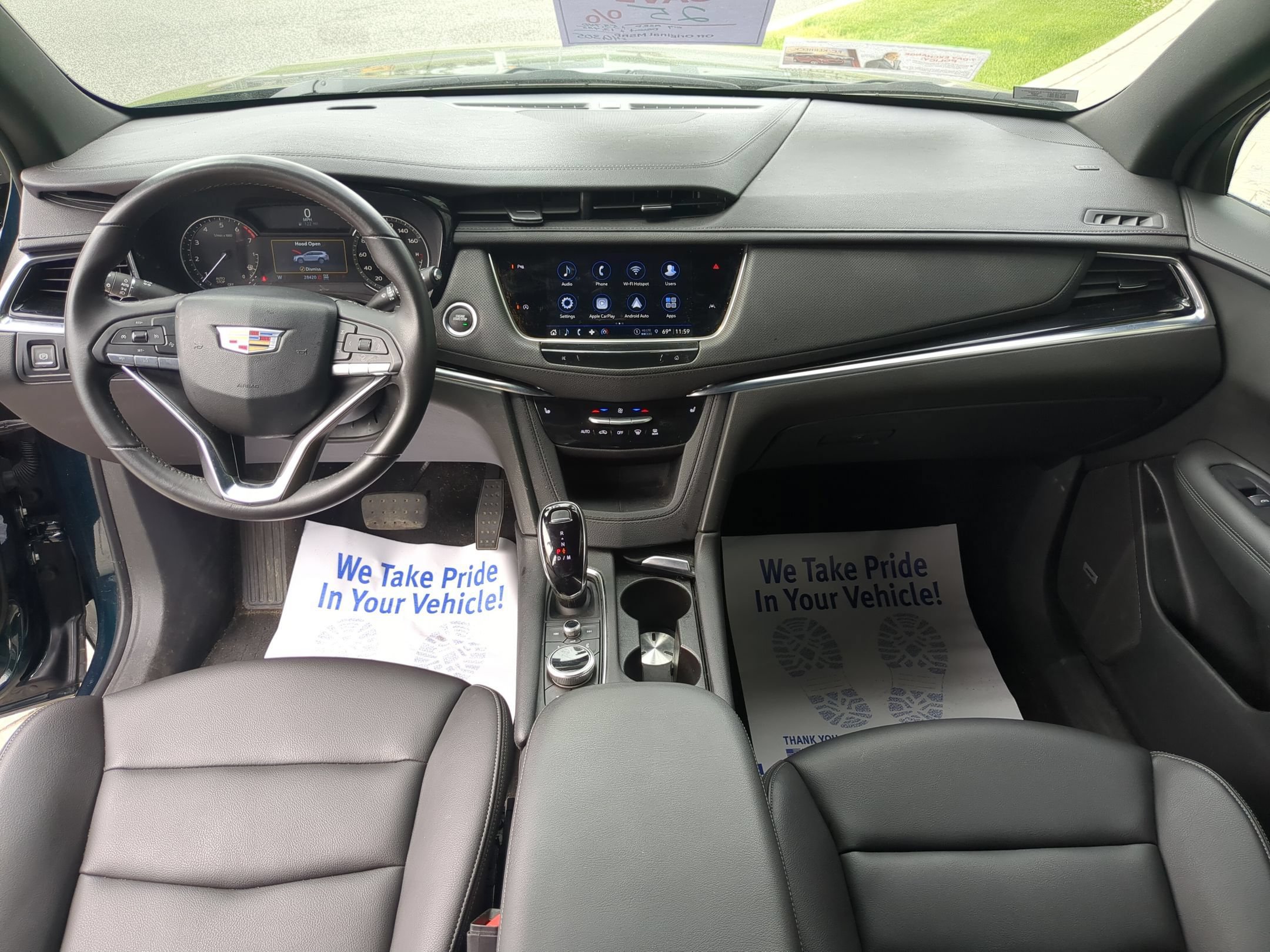 Used 2025 Cadillac XT6 Luxury w/ LPO, Floor Liner Package AWD/4WD image 17