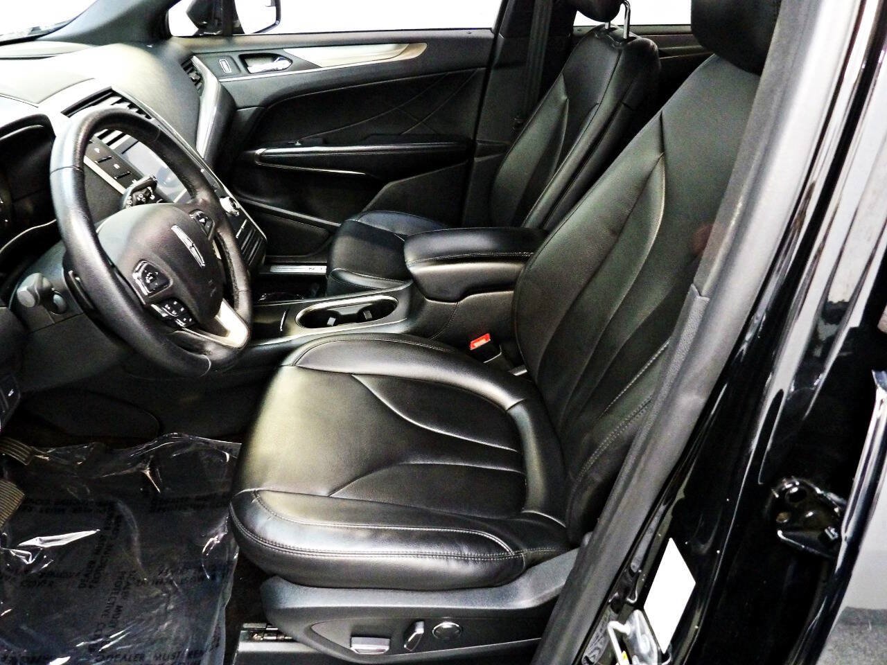 Used 2018 Lincoln MKC Premiere FWD image 8